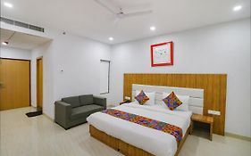Fabhotel Premium Kashi